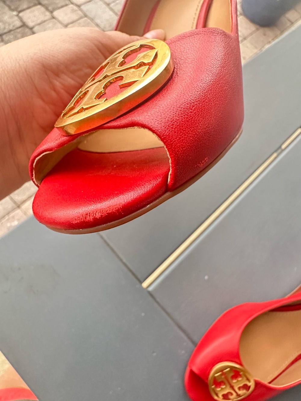 Tory Burch Red Leather Peep-Toe Heels with Gold Medallion size 10 - Picture 9 of 9